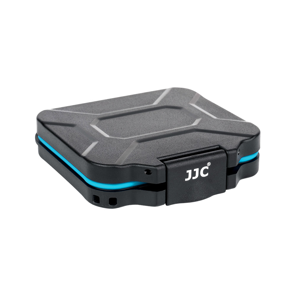 Compact and slim memory card case with great shock absorption.