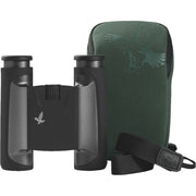 The Swarovski CL 10x25 Pocket Binocular offers maximum viewing comfort for long periods. Accessories include an eyepiece cover, a field bag and a carrying strap.