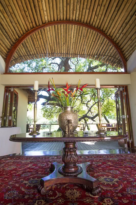Tinstwalo Safari Lodge Entrance