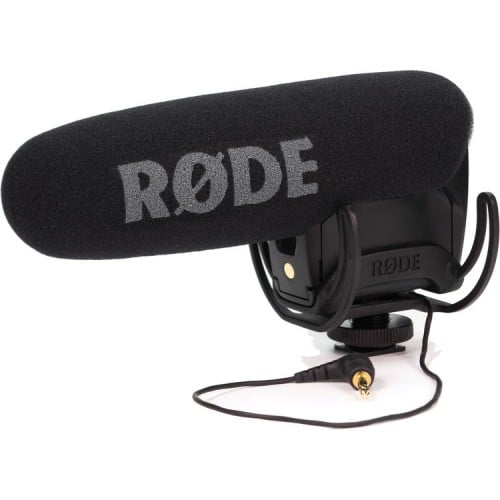 Rode-Videomic-Pro-R-RODVMPR-Outdoorphoto-1