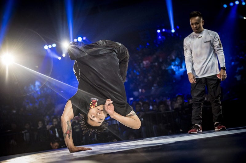 Extreme sports photograph of a breakdancer