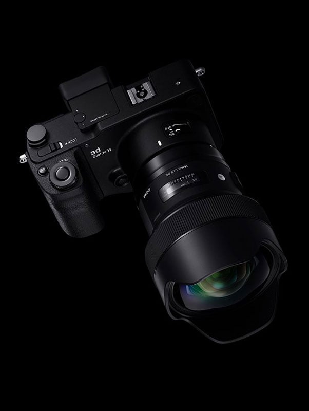 sigma-14mm-art-new-on-camera Sigma 14mm art series lens ultra-wide-angle on a camera