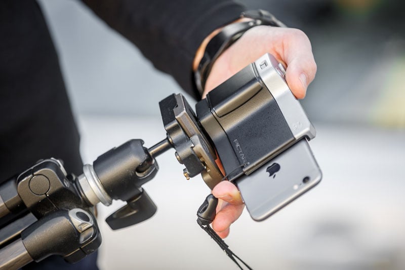 miggo_pictar_triopd_5678 Miggo-camera-grip-to-DSLR-your-phone