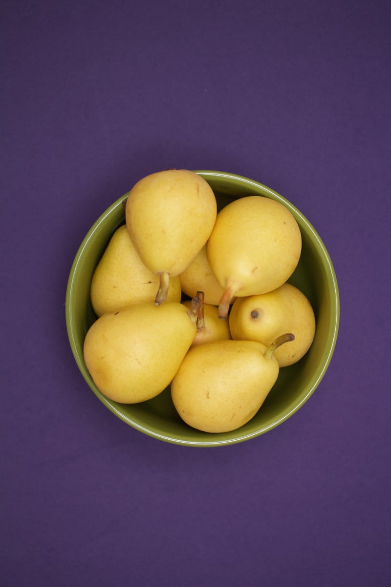 Sara Saratonina Purple Pears