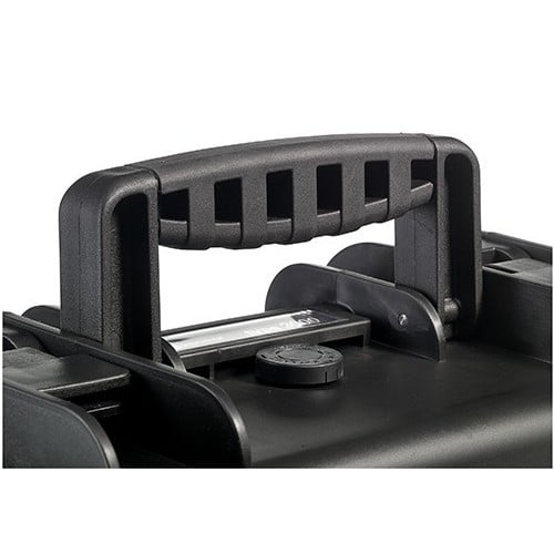B&W International Case Type 5000 Black with Dividers