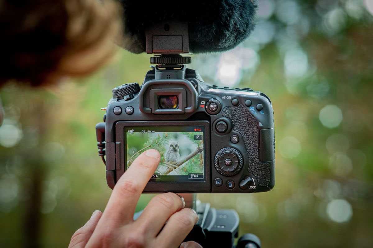 Canon EOS 90D