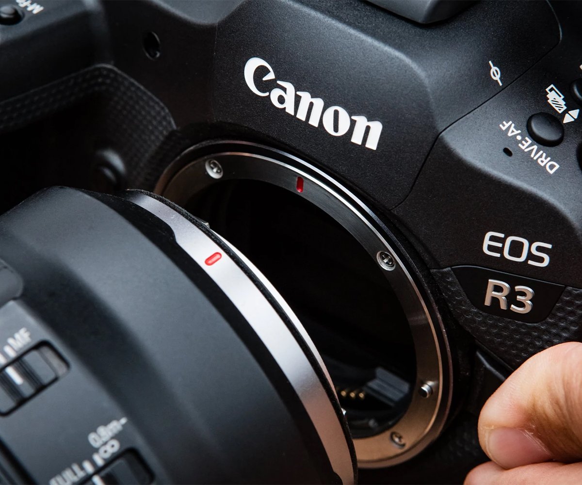 canon-mirrorless-r3 canon-mirrorless-r3