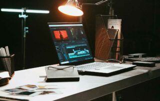 In video editing, DaVinci Resolve and Adobe Premiere Pro stand out. Both offer powerful tools tailored for all editors. Explore their features, pros and cons, in this detailed comparison.