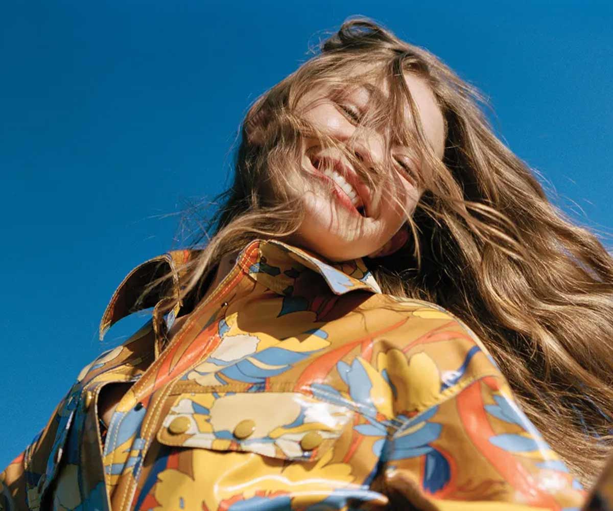 Refresh your portfolio this spring with 2024's hottest trends, vibrant colours, soft pastels, and dynamic movement.