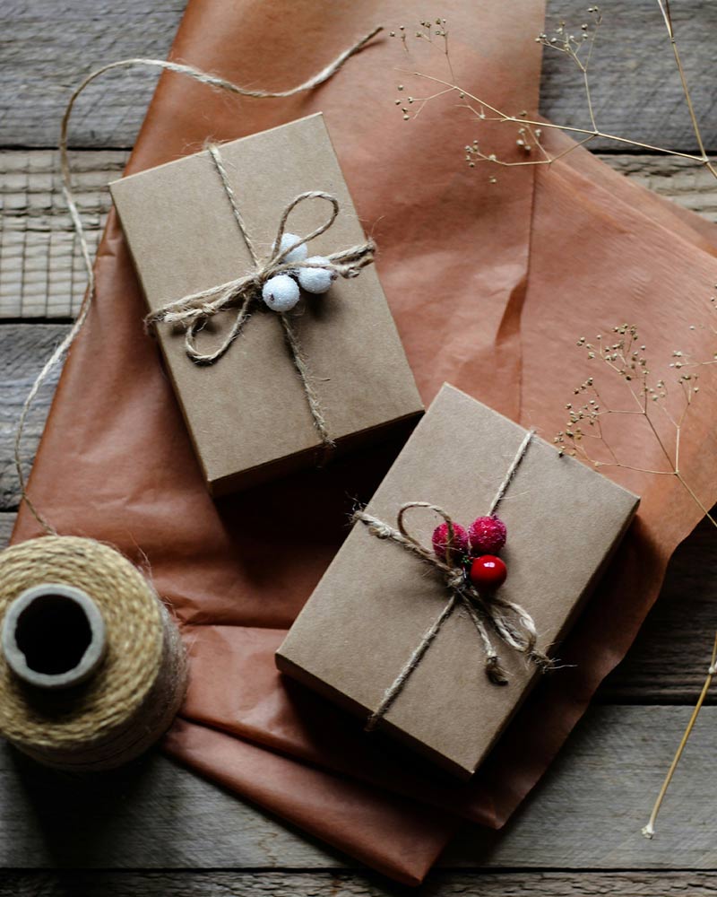 Festive gift guide for photographers and videographers Celebrate the holidays with gifts photographers and videographers will love!