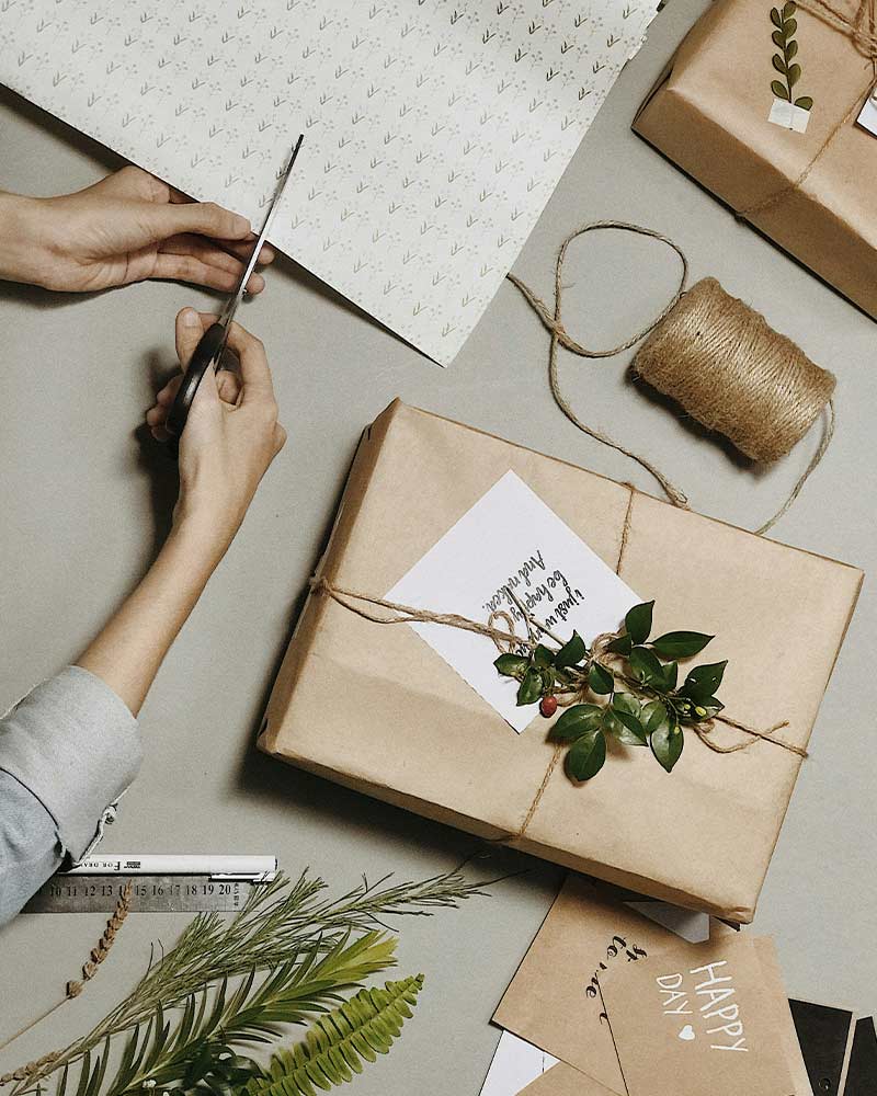 Festive gift guide for photographers and videographers Celebrate the holidays with gifts photographers and videographers will love!