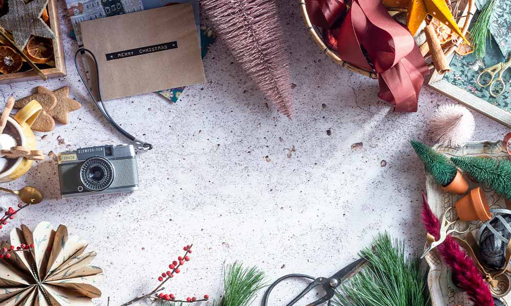 Festive gift guide for photographers and videographers Celebrate the holidays with gifts photographers and videographers will love!