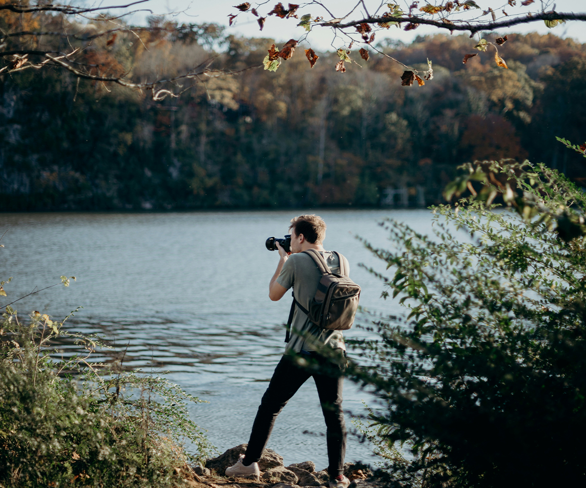 Discover how the right lens can transform your photography; tips lenses, apertures, and focal lengths to help you pick the perfect lens!