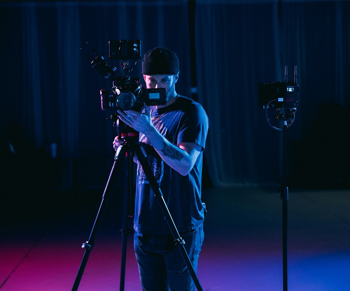 Every unforgettable event video is powered by the right gear, solid planning, and serious hustle. From cameras to comfy shoes, here’s what it really takes.