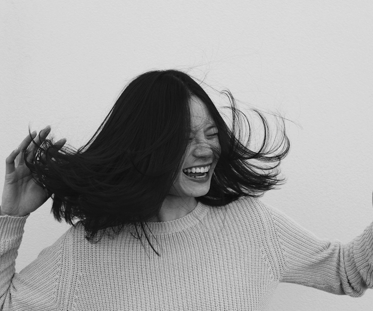 Learn how to use natural light to create soft, flattering, and emotionally rich portraits; no studio gear needed, just smart technique and timing.