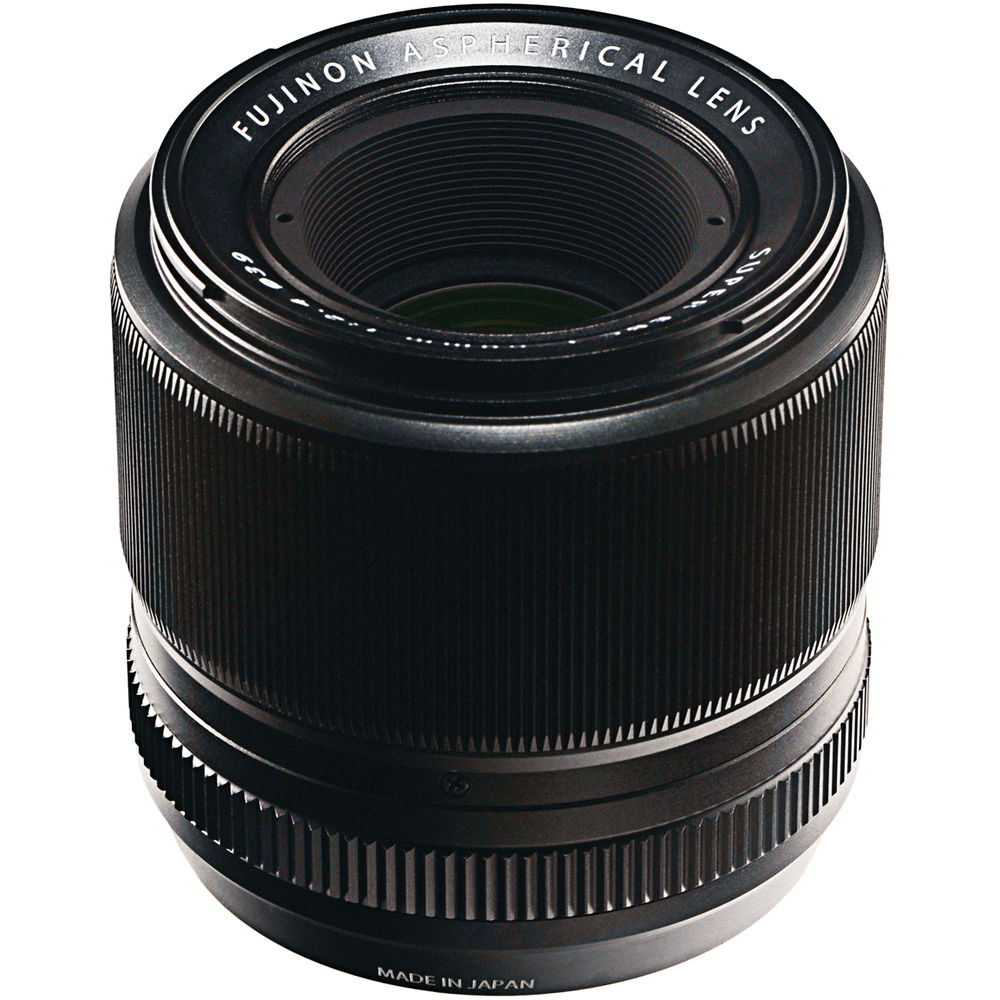 Fujifilm XF 60mm f/2.4 R Macro lens featuring 0.5x magnification, close focusing at 26.7cm, 9 rounded aperture blades, and optical elements for high-definition close-up and portrait photography.
