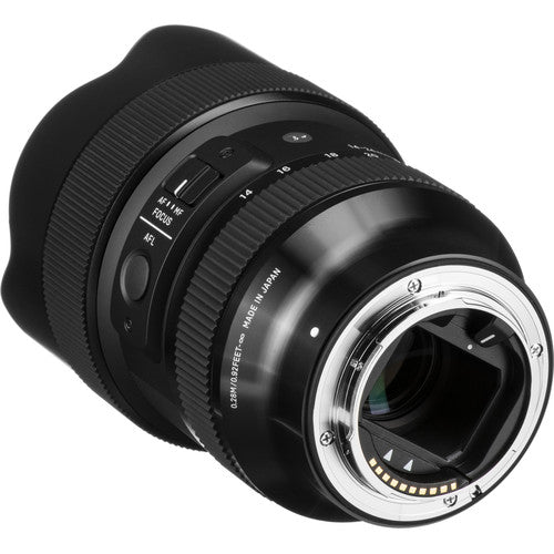 Sigma 14-24mm f/2.8 DG DN Art ultra-wide-angle zoom lens for full-frame mirrorless cameras with 18 optical elements including FLD and SLD elements, advanced coatings to reduce flare and ghosting, dust and splash-proof design, and an 11-blade rounded diaphragm for smooth bokeh.