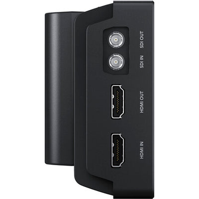 Blackmagic Design Video Assist 5-Inch 3G-SDI/HDMI recorder and monitoring screen.