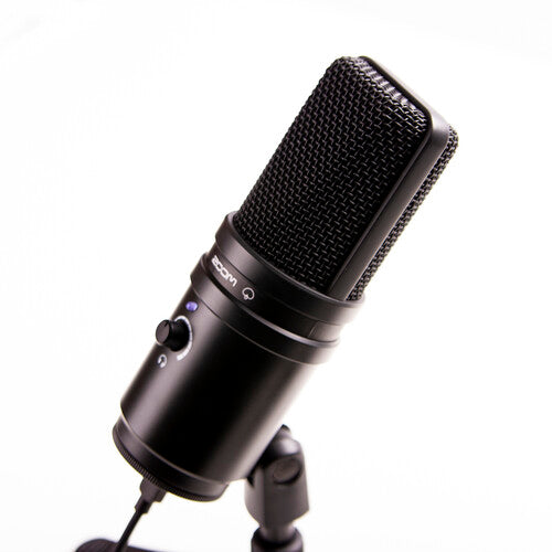 Zoom ZUM-2 Podcast Mic Pack with USB condenser microphone, headphones, and boom arm for podcasters and streamers.
