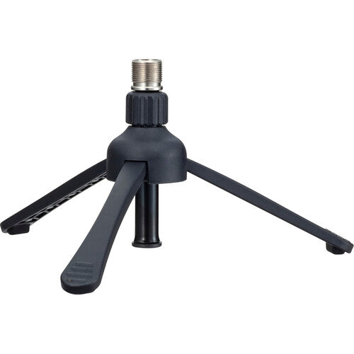 Zoom ZUM-2 Podcast Mic Pack with USB condenser microphone, headphones, and boom arm for podcasters and streamers.