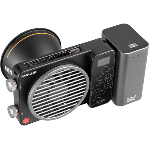 Zhiyun Molus X100 COB Pocket Light Pro Kit – compact COB LED light with adjustable brightness, colour temperature, and versatile mounting options.