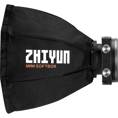 Zhiyun Molus X100 COB Pocket Light Pro Kit – compact COB LED light with adjustable brightness, colour temperature, and versatile mounting options.