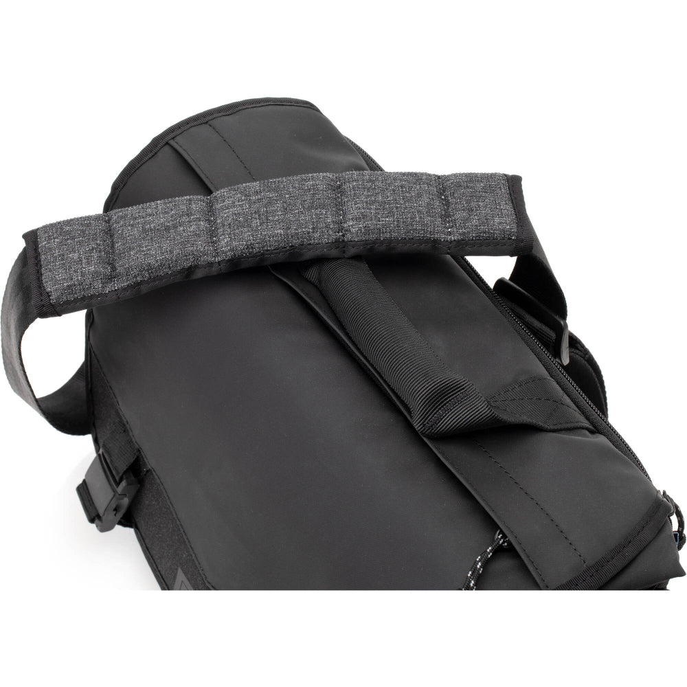The Tenba DNA 9 Slim Messenger Bag combines style and functionality, it offers discreet, versatile storage for photographers and adventurers.