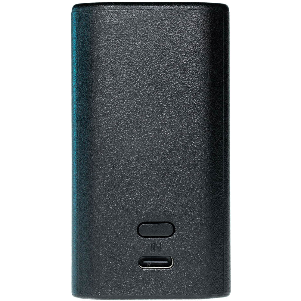 The Tri-Charge is your ticket to uninterrupted shooting sessions and endless creative possibilities, meticulously crafted from premium materials.