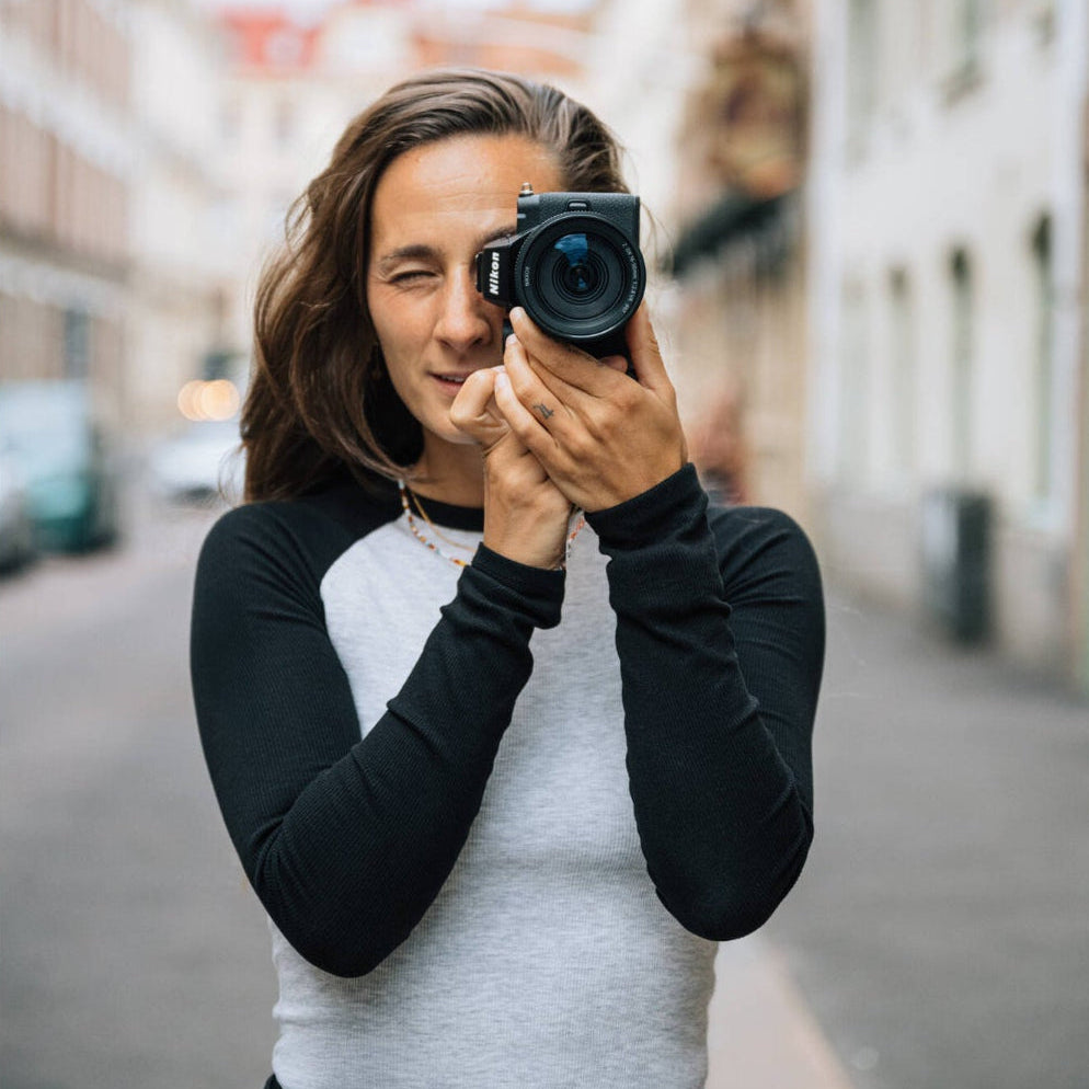 The Nikon Z DX 16-50mm f/2.8 VR is a compact, fast-aperture zoom lens that offers beautiful bokeh, low-light performance, and built-in VR.