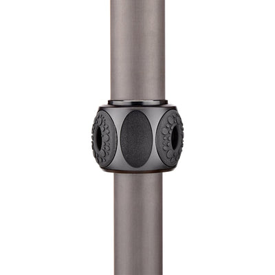 3 Legged Thing Alana Monopod with Docz Foot Stabiliser in Black – compact, strong and stable support for photographers and videographers.