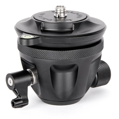 Level your horizon without having to adjust the tripod’s legs, increasing accuracy for photographers. Offers improved compatibility with heads and clamps.