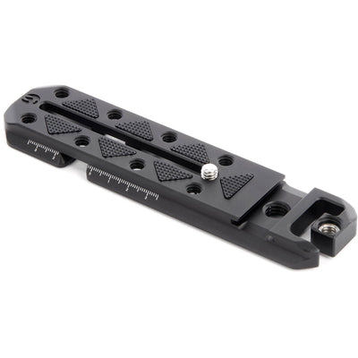 3 Legged Thing Ultra Plate Arca-Type quick release plate with multiple accessory mounting points.
