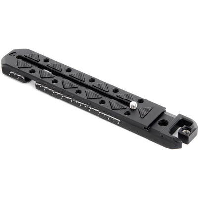 3 Legged Thing Ultra Plate Arca-Type quick release plate with multiple accessory mounting points.