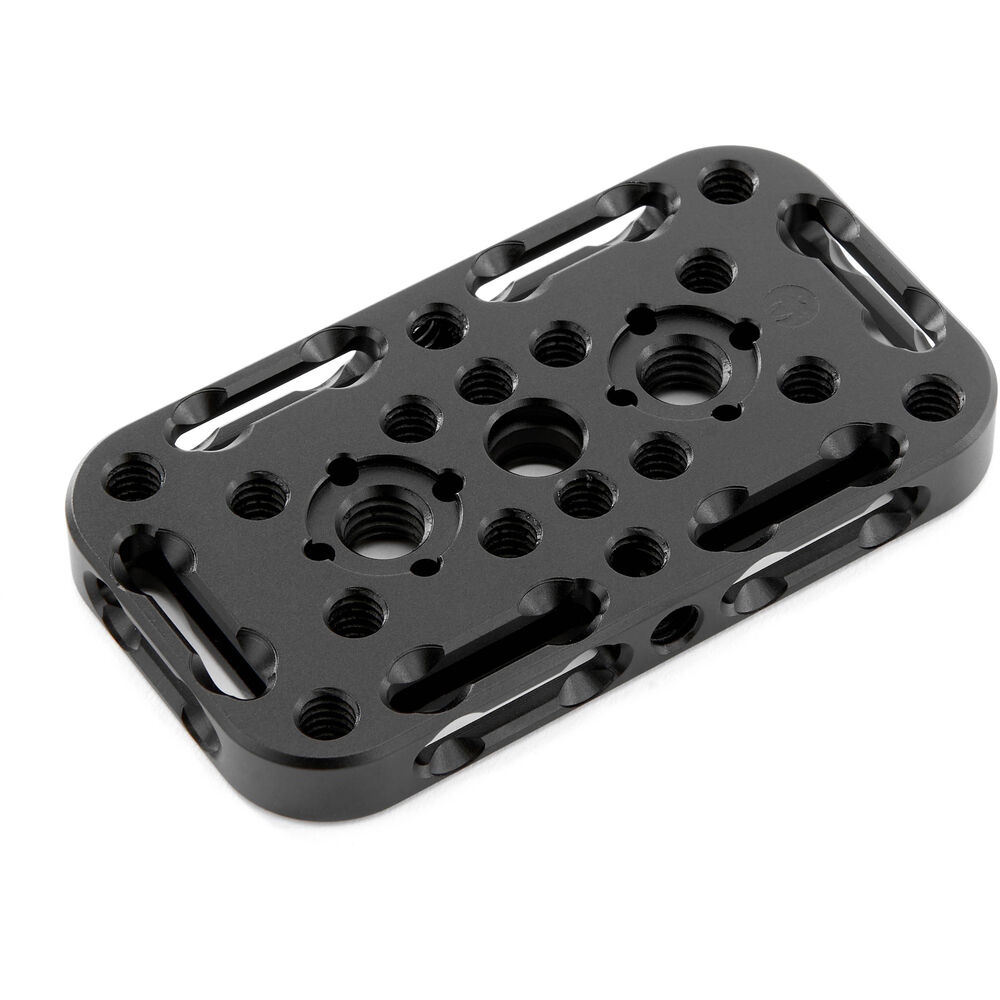 3 Legged Thing XPAND Cheese Plate - Black 90 x 50 mm - angled view