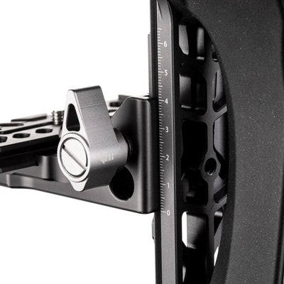 Benro GH2 aluminium gimbal head — matte‑black L‑shaped arm with Arca‑style quick‑release plate and pan/tilt control knobs.