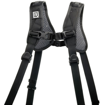 Designed with the utmost comfort in mind and with a well-ventilated nylon-webbed harness, including non-slip mesh pads that cushion your back. 