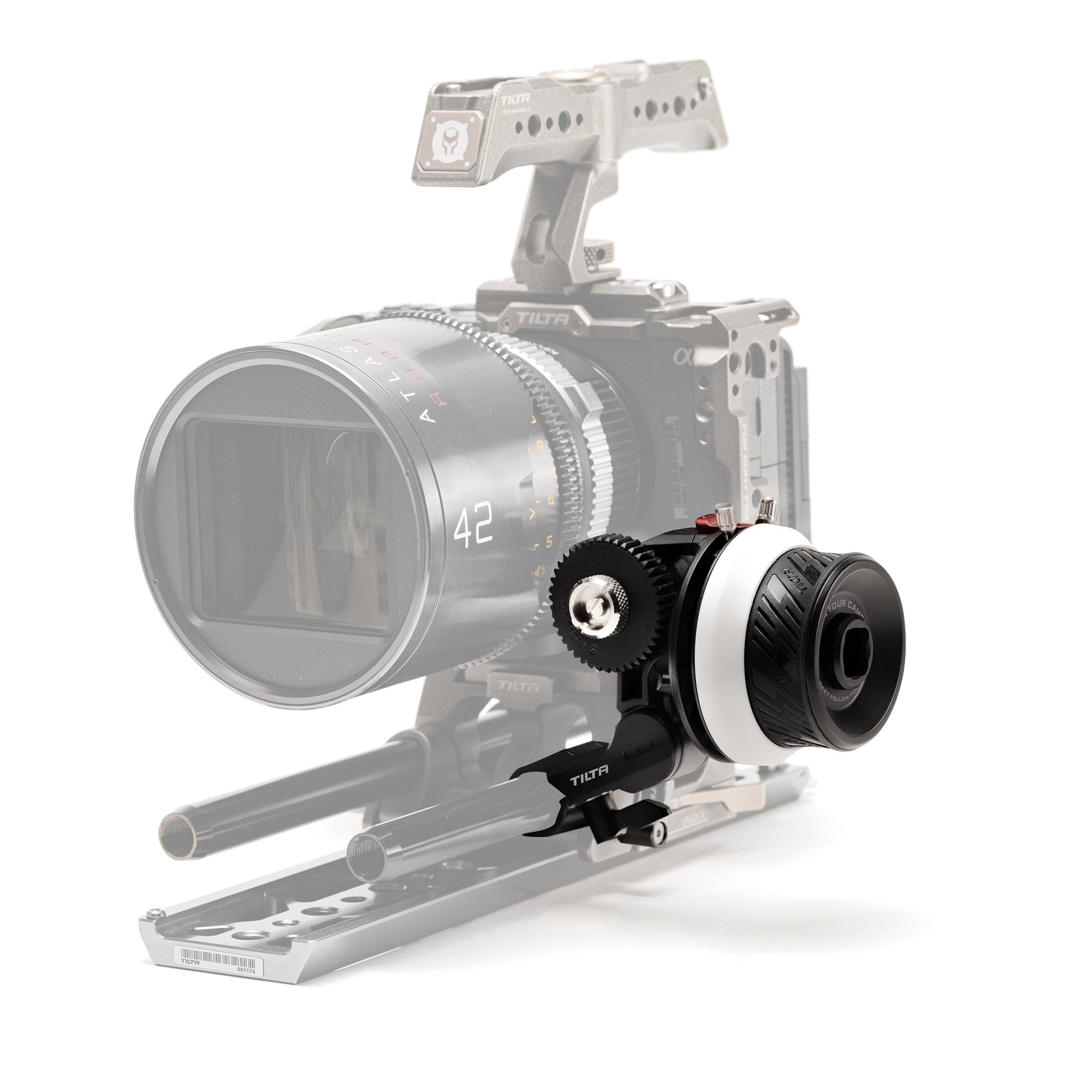Tilta Tiltaing Pocket Follow Focus for smooth and precise focus control on camera rigs and gimbals.
