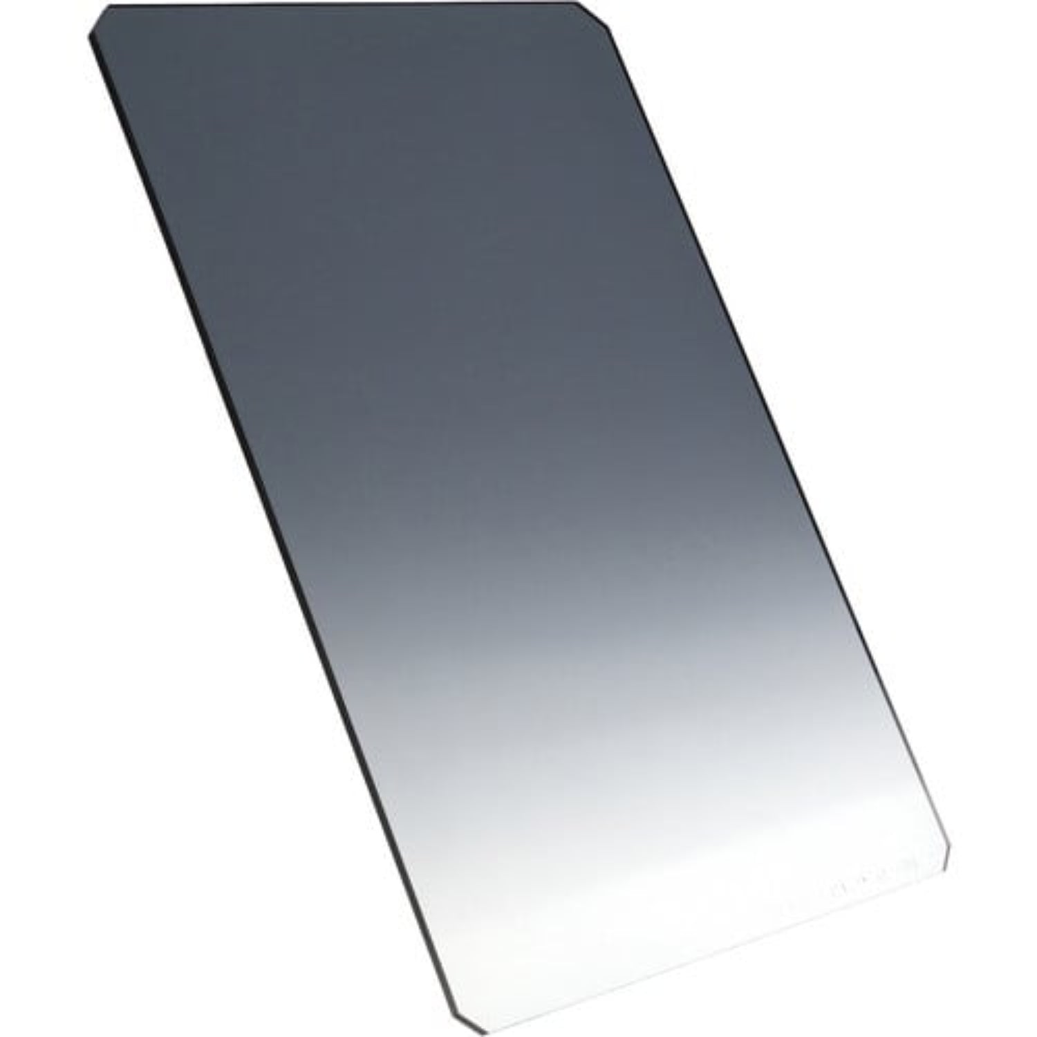 The Formatt Hitech’s 85x85mm ND 0.6 Blender Filter’s subtle graduation allows you to properly expose brighter areas while compensating for darker areas. 
