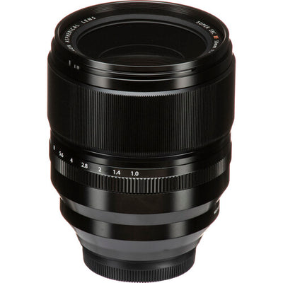 Fujifilm XF 50 mm f/1.0 R WR: ultra-bright, weather-sealed portrait prime (75 mm equivalent), for dramatic bokeh and low-light performance.