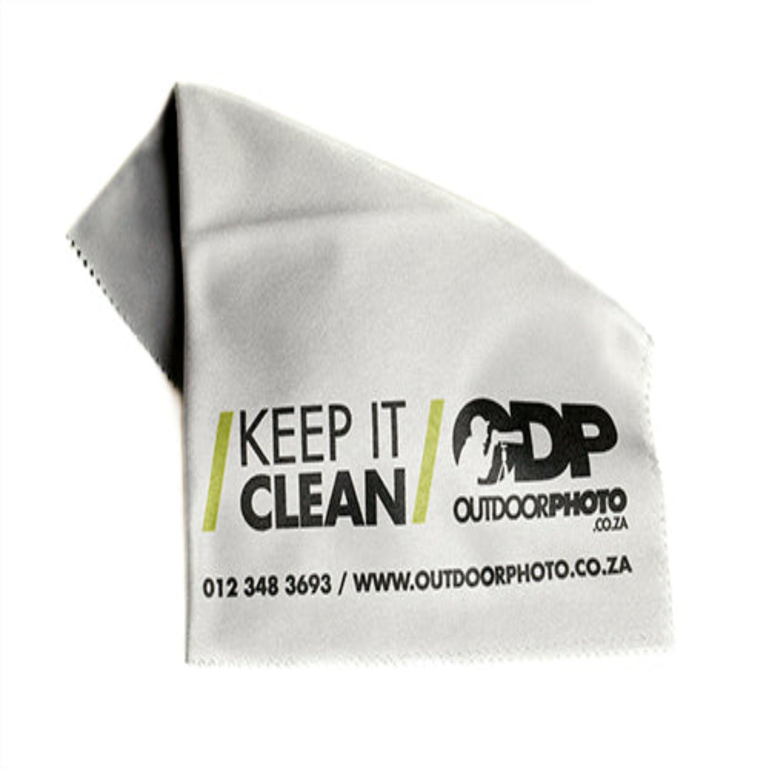 Keeping your binocular and camera lenses, and spectacles clean is a breeze thanks to this quality microfiber cloth.