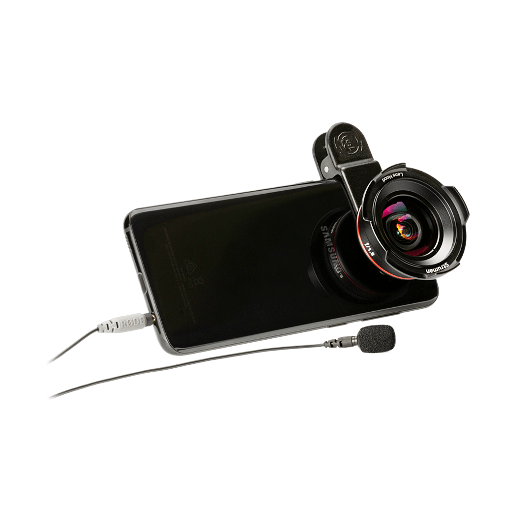 RODE smartLav+ Lavalier Condenser Microphone for Smartphones — compact, professional mic for clear mobile audio recording.