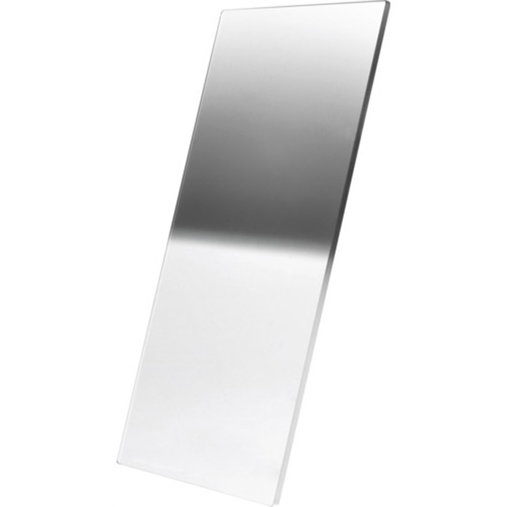 Benro 100x150mm MasterH reverse-graduated ND 0.9 filter, 3-stop hard-edge filter for sunrise and sunset photography.