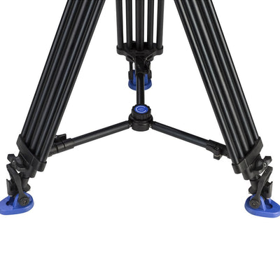 Benro A673TM Dual-Tube Aluminium Tripod with S8Pro Fluid Head for professional videography.