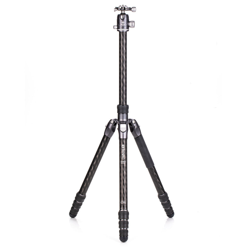 Benro Rhino 3 Series CF travel tripod with VX30 ball head. Carbon-fibre legs and compact ball head.
