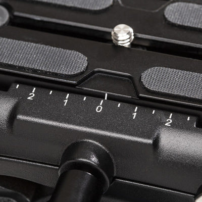Benro S6Pro Fluid Video Head in matte black with grey detailing, featuring smooth pan and tilt control knobs, built-in bubble level, detachable quick‑release plate, and fluid damping system designed for professional video stabilization.