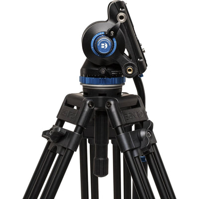 Benro S8Pro Fluid Video Head in matte black with grey accents, featuring dual ergonomic control knobs for pan and tilt, integrated bubble level, detachable quick‑release plate, and precision fluid damping system for ultra‑smooth camera movement.