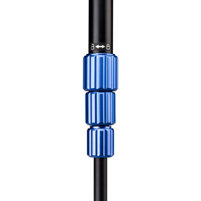 Benro Slim Twist aluminium travel tripod kit – compact, lightweight with twist‑lock legs and S2 pan‑tilt head.