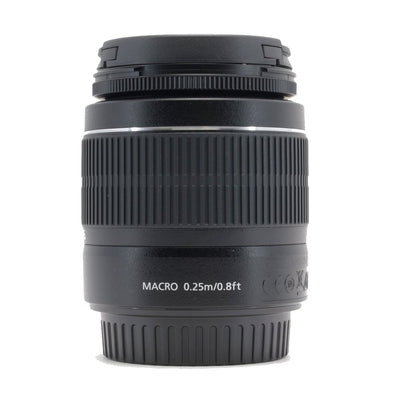 The Canon 2000D Essential Travel Kit is a great starter kit for spirited photographers exploring the wonders of DSLR.