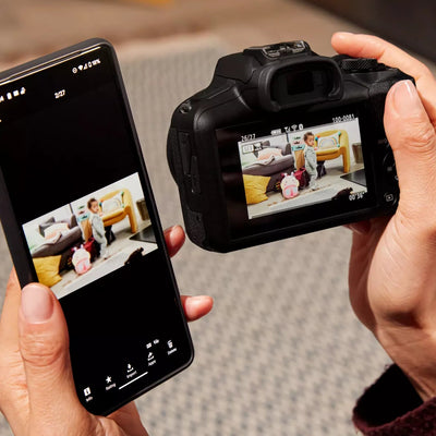 Canon EOS R100 mirrorless camera wireless lifestyle image