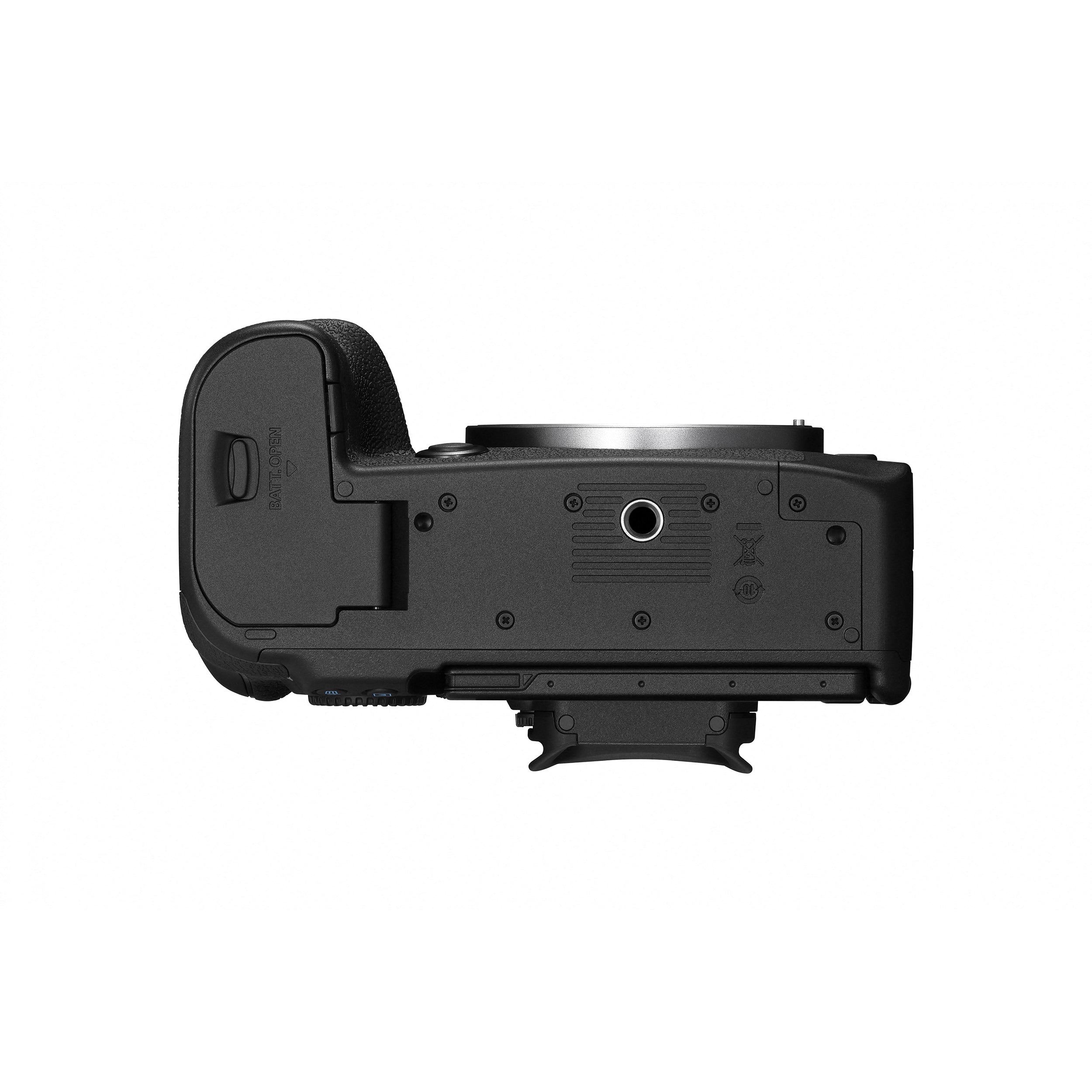 Canon EOS R6 Mark III with 24‑105mm lens for versatile shooting